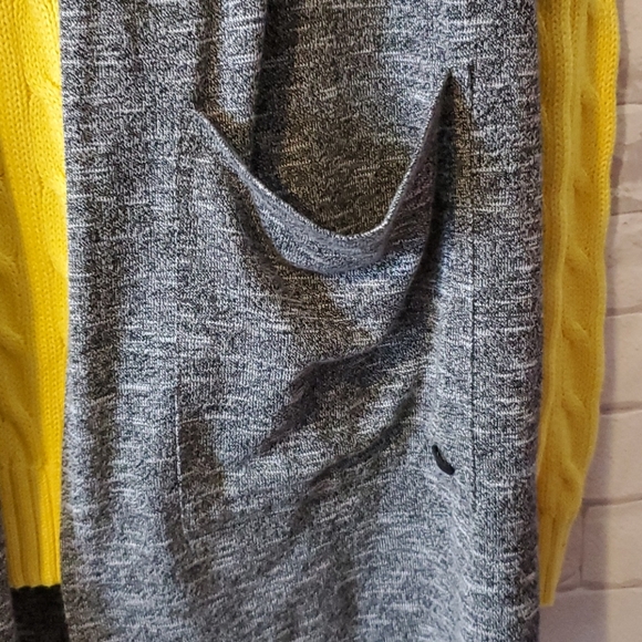 Roots sleeveless vest with pockets size M - Picture 6 of 6